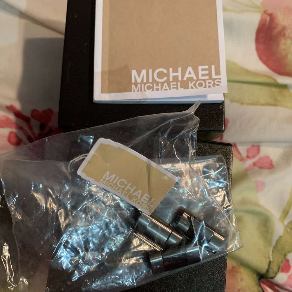 Michael Kors Dean Chronograph Watch - Picture 3 of 3
